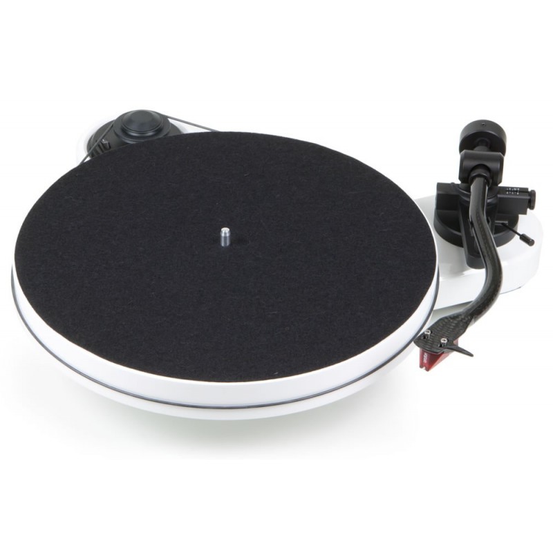 Pro-Ject RPM 1 Carbon Manueller Plattenspieler in Weiss incl. Ortofon 2 M Red Pro-Ject RPM 1 Carbon Manueller Plattenspieler in Weiss incl. Ortofon 2 M Red