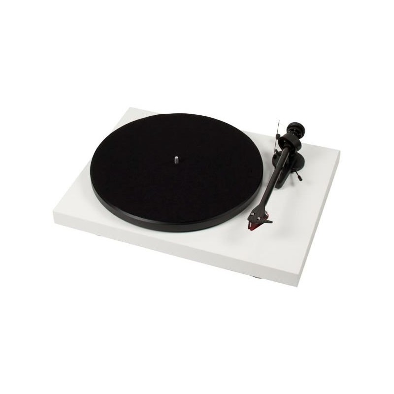Pro-Ject Debut Carbon (DC) in Weiss incl. Ortofon 2M Red Pro-Ject Debut Carbon (DC) in Weiss incl. Ortofon 2M Red