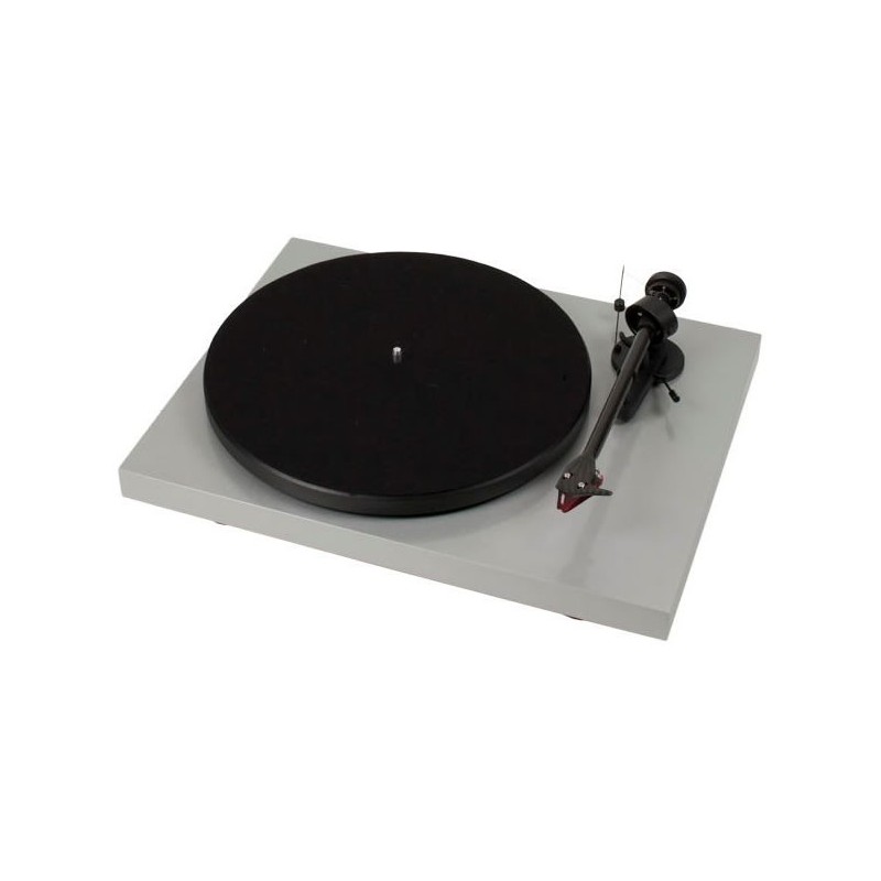 Pro-Ject Debut Carbon (DC) in Silber incl. Ortofon 2M Red Pro-Ject Debut Carbon (DC) in Silber incl. Ortofon 2M Red