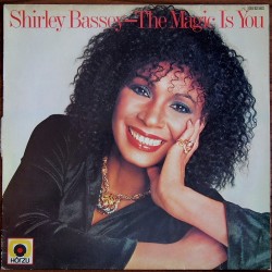 Shirley Bassey – The Magic...